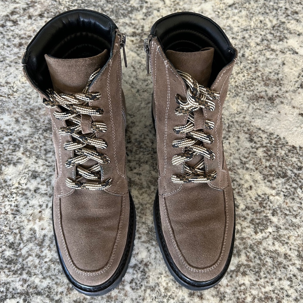 Aquatalia suede comfort booties